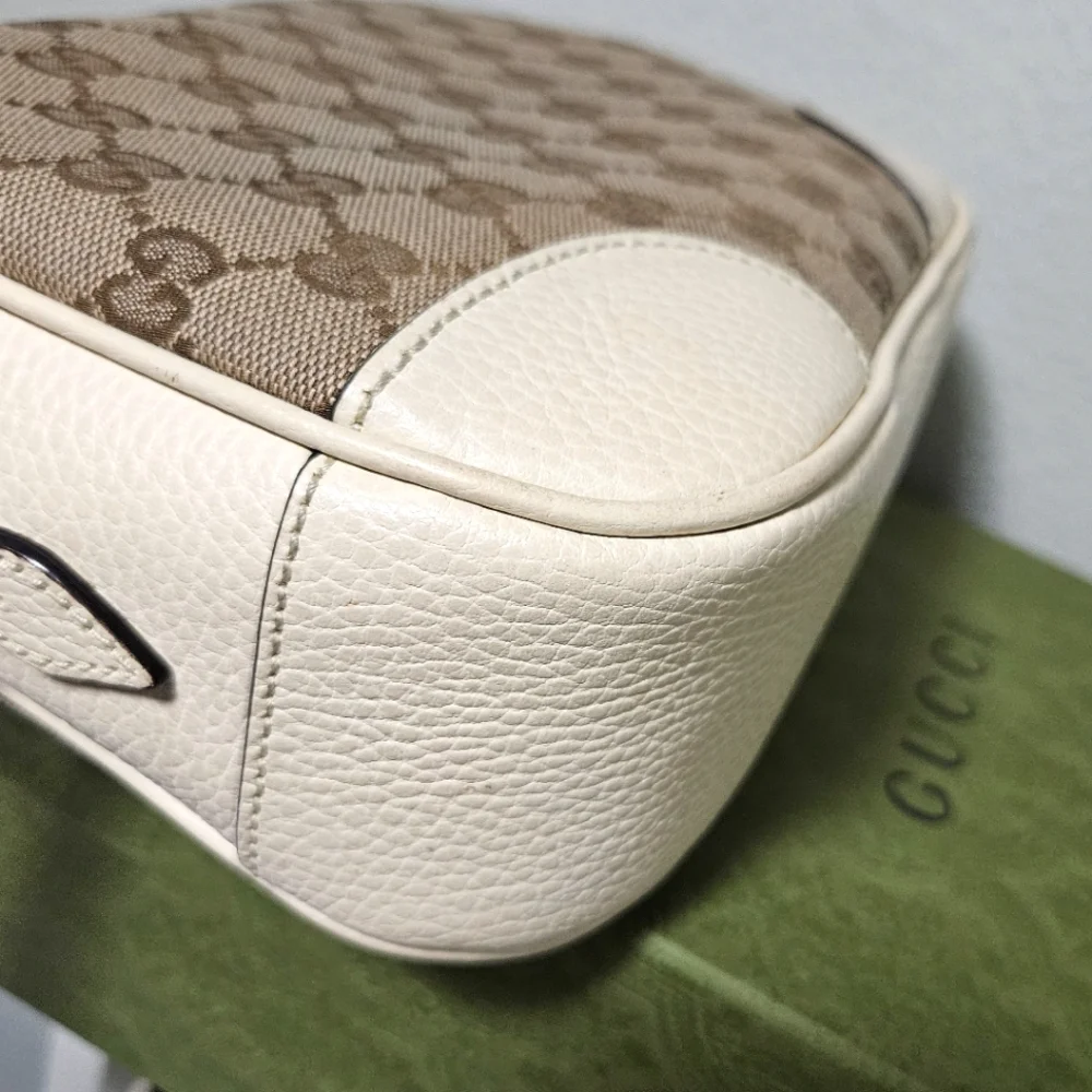 ๐ SOLD๐ Gucci Bree Supreme Crossbody Bag Ivory - Picture 5 of 11